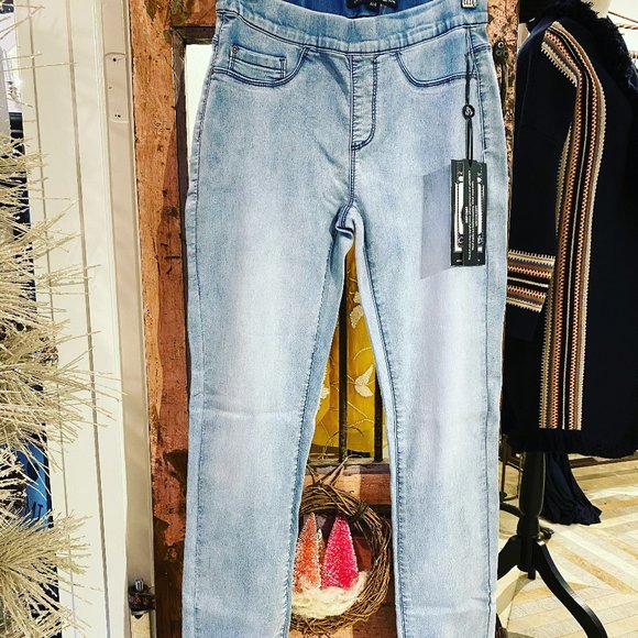 Charlie B Jeans Charlie B Infinity Stretch Jean Poshmark